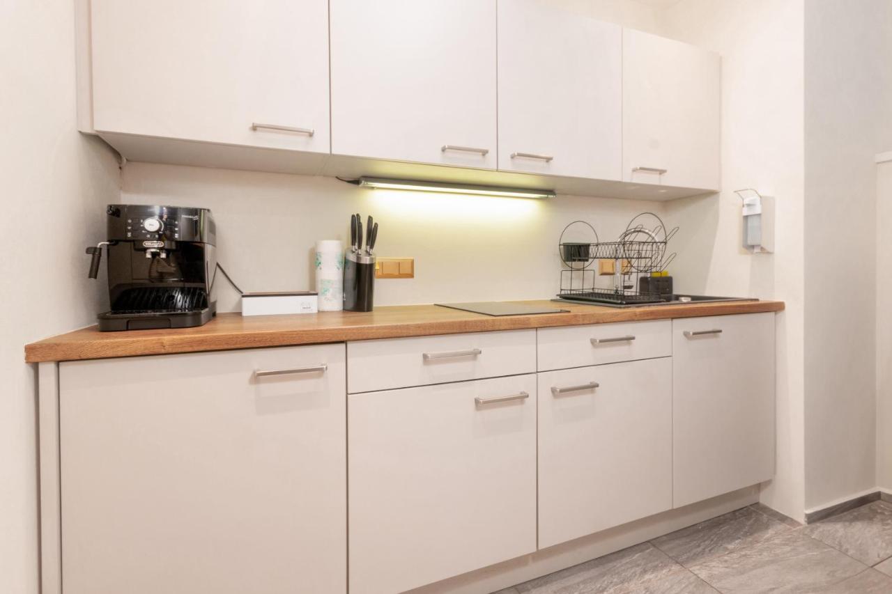 Zentral - Netflix - 2 Stoecke - Arbeitsplatz Apartment Wien Ngoại thất bức ảnh